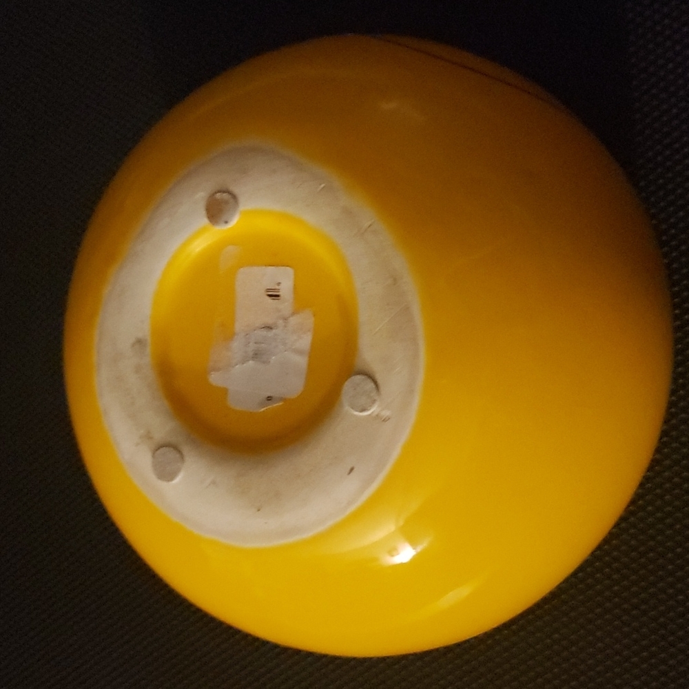 Yellow Smiley flower pot - Picture 4 of 4